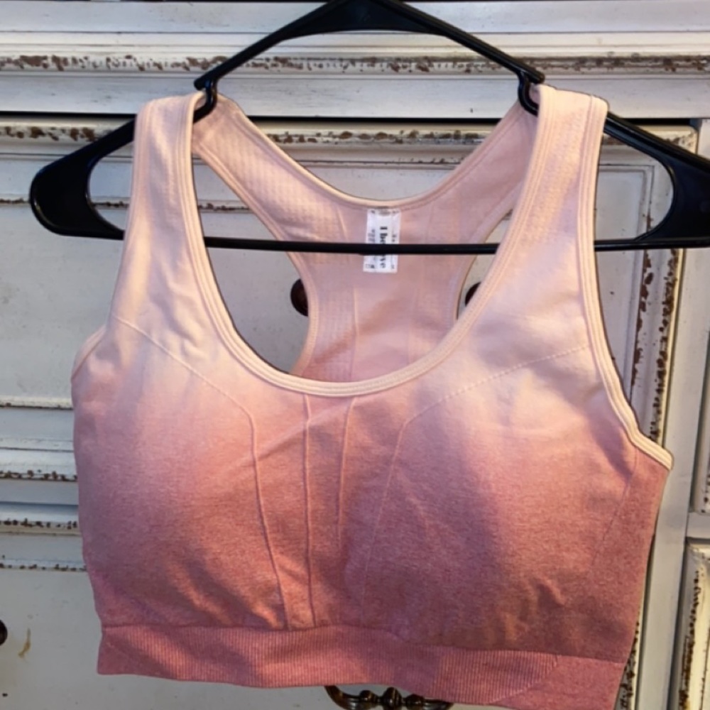 Pink ombré sports bra